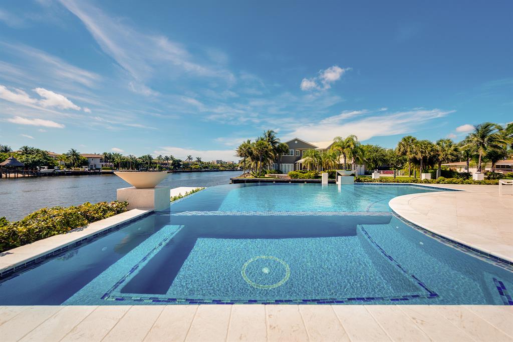 TROPIC ISLE 2ND SEC - Residential