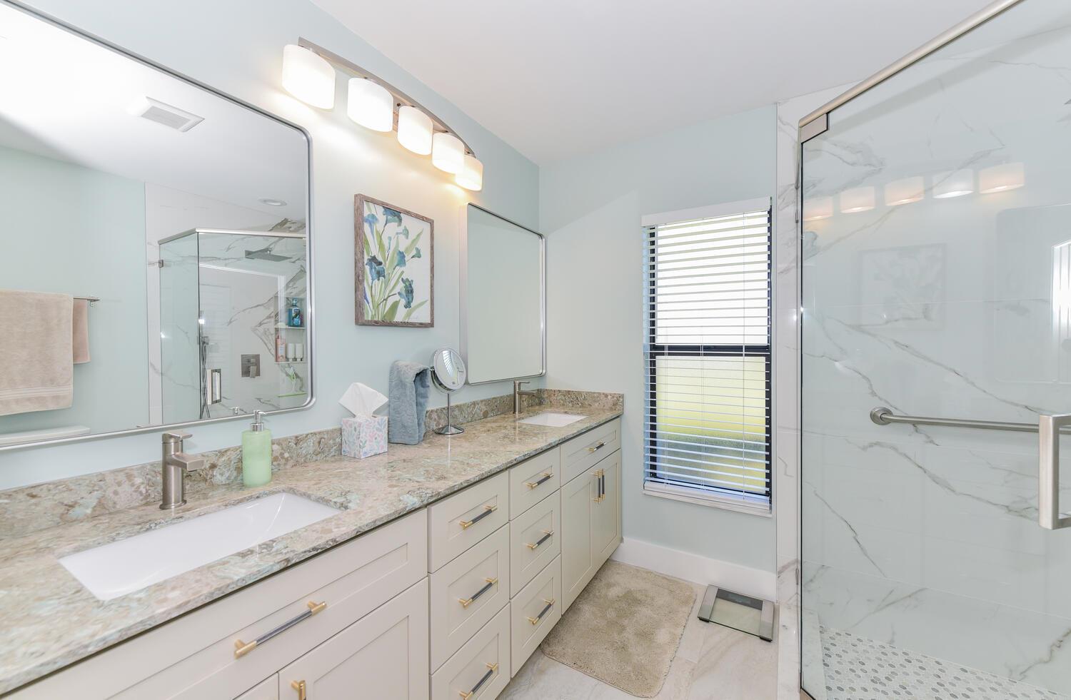 SAVANNAH'S CONDOMINIUM 1A - Residential