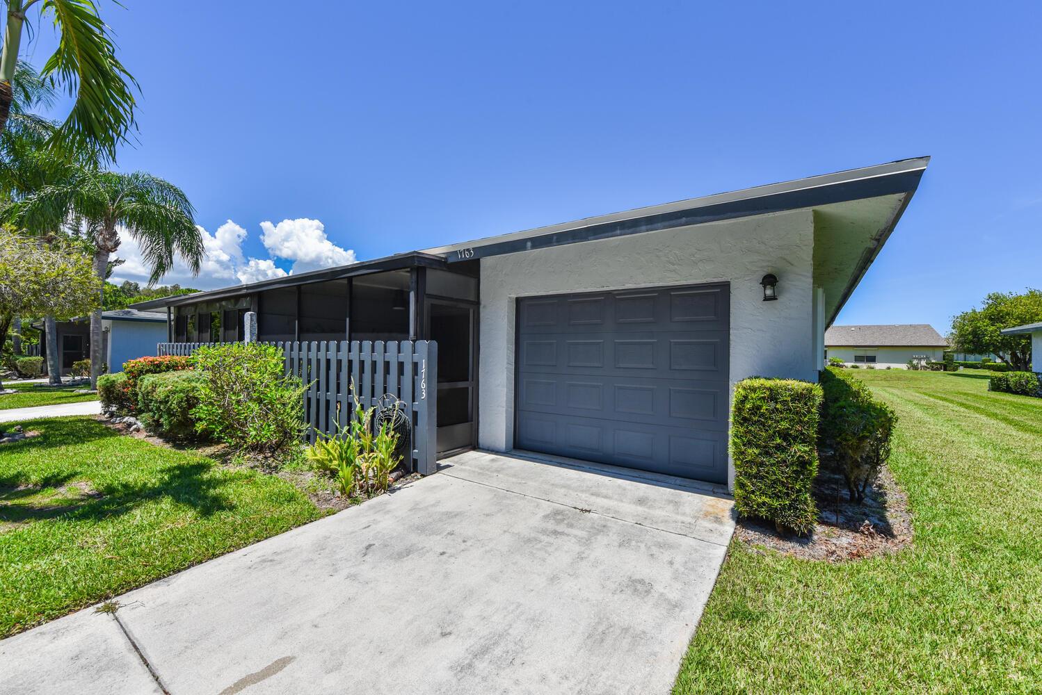 SAVANNAH'S CONDOMINIUM 1A - Residential