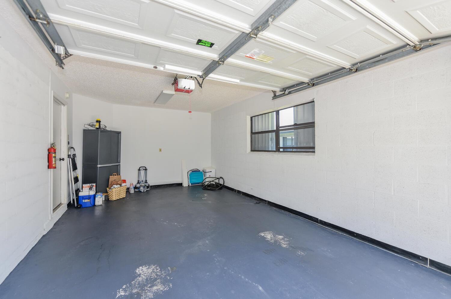 SAVANNAH'S CONDOMINIUM 1A - Residential