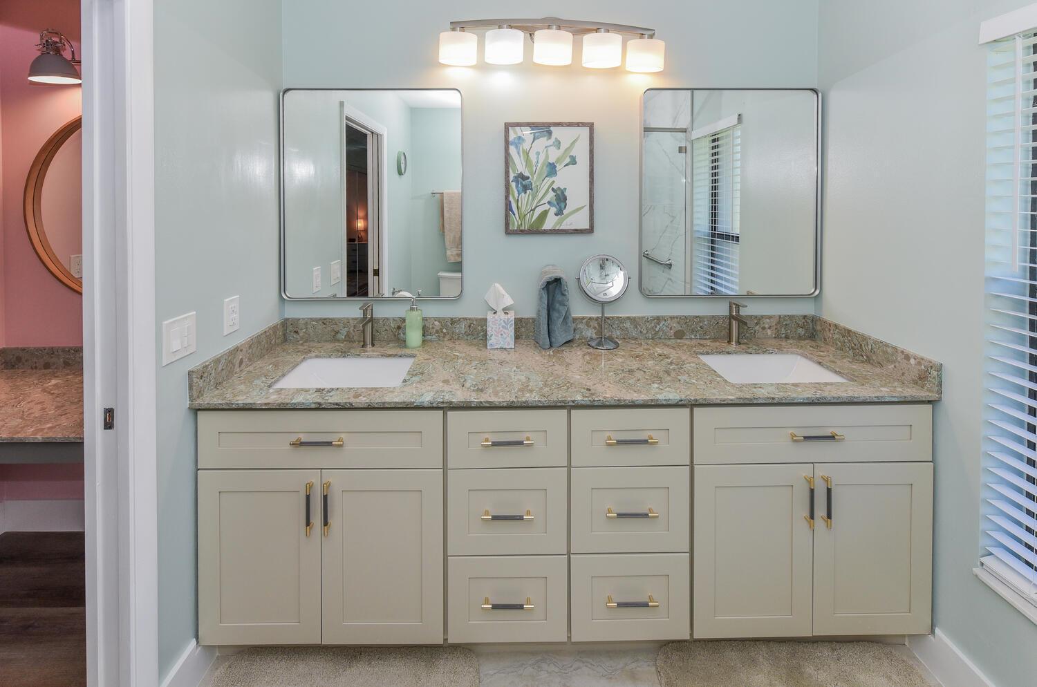 SAVANNAH'S CONDOMINIUM 1A - Residential