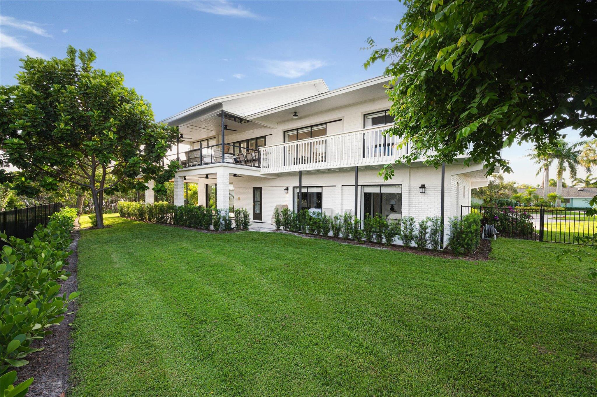 MARINER CAY YACHT CLUB - Residential