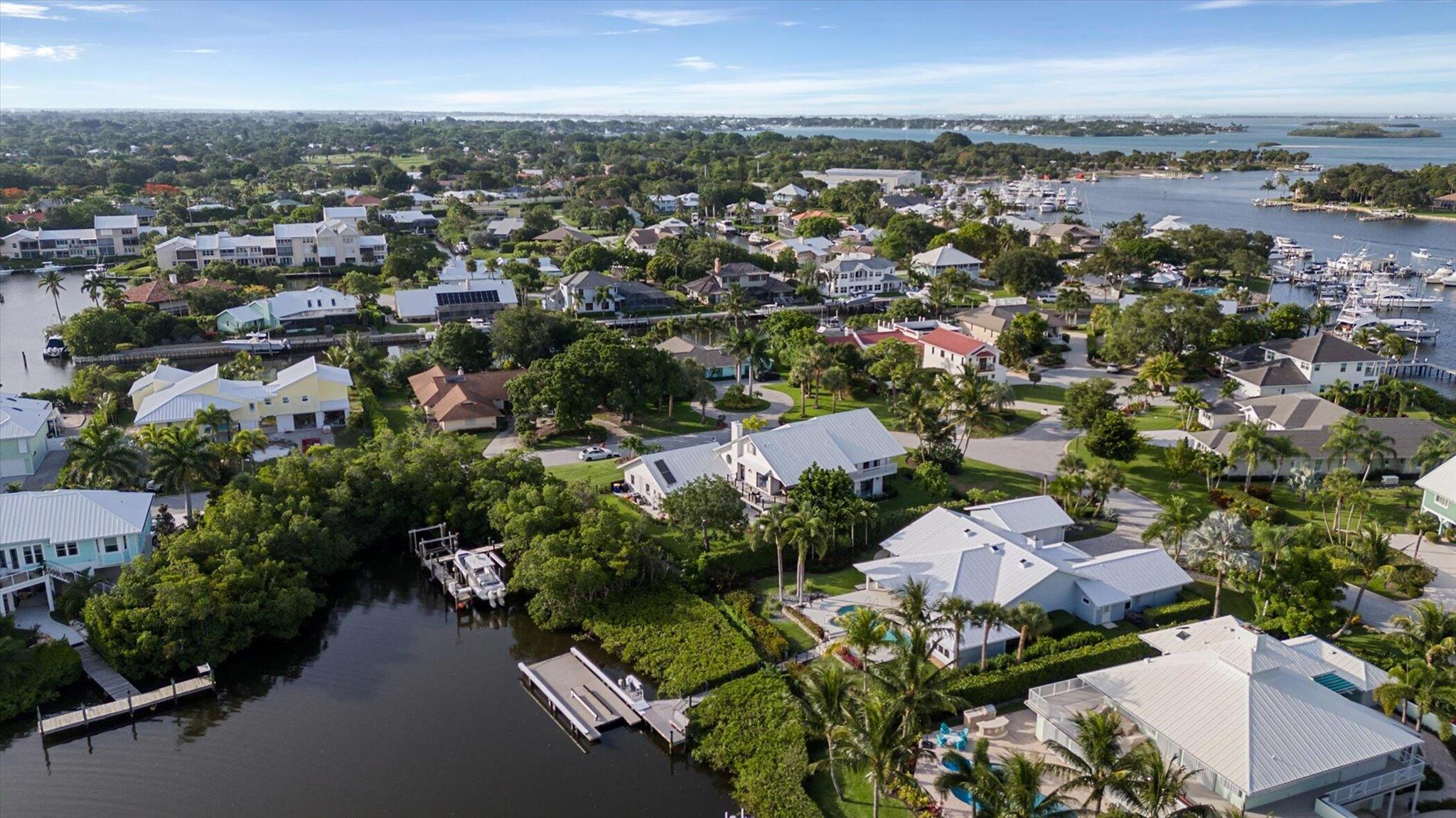 MARINER CAY YACHT CLUB - Residential