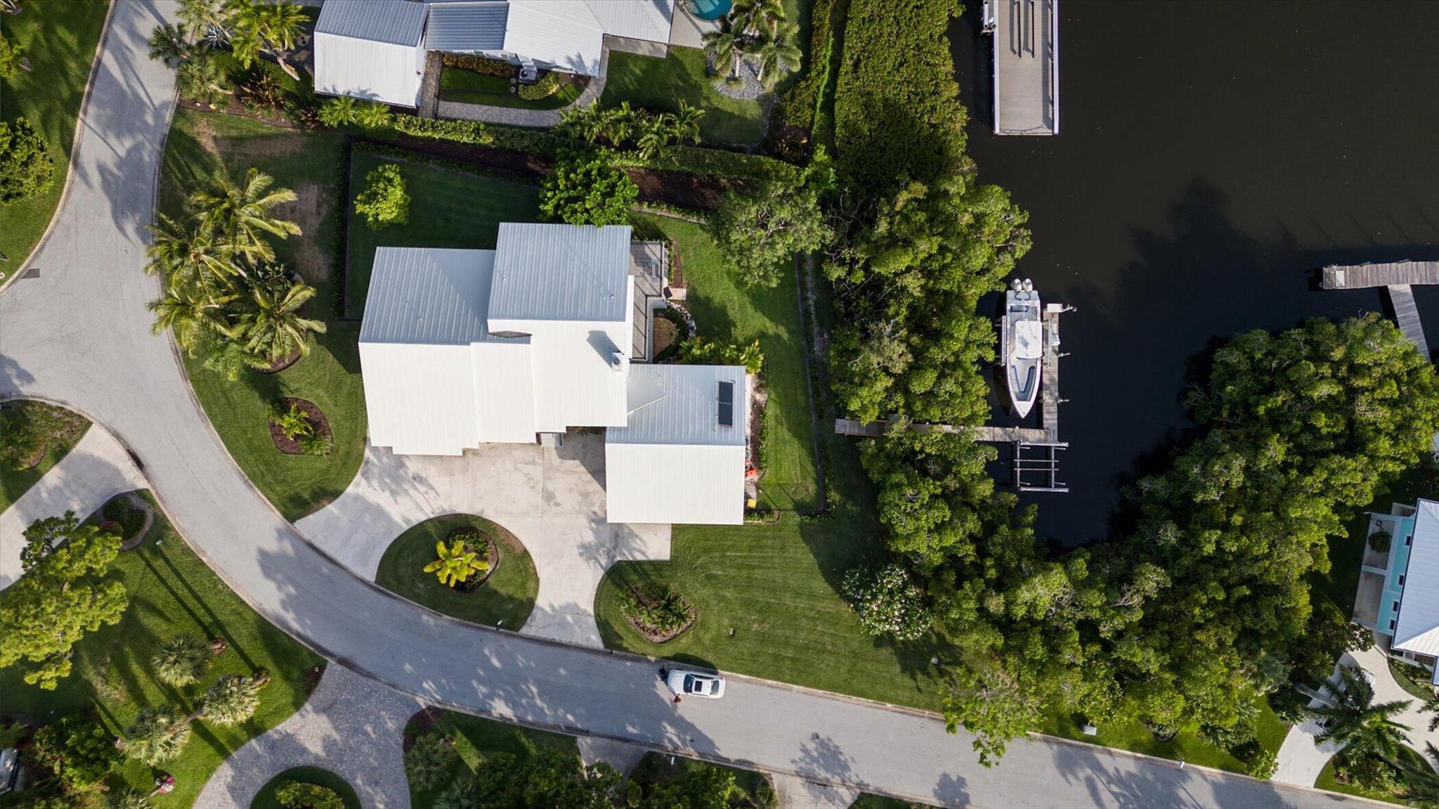 MARINER CAY YACHT CLUB - Residential