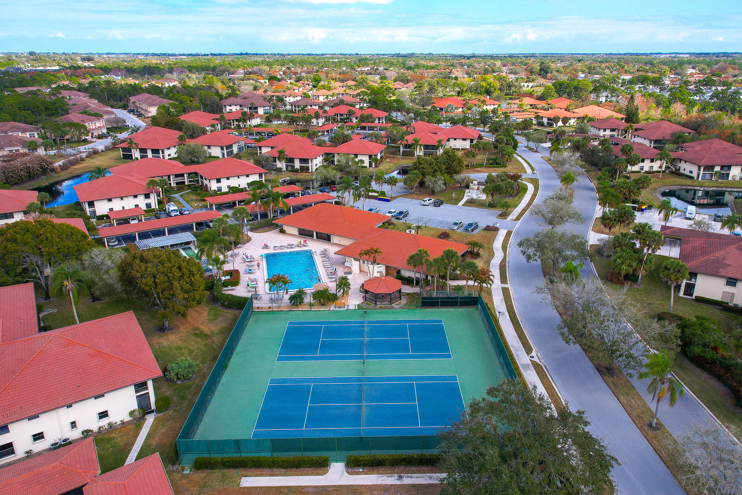 SOUTH RIVER VILLAGE CONDO - Residential