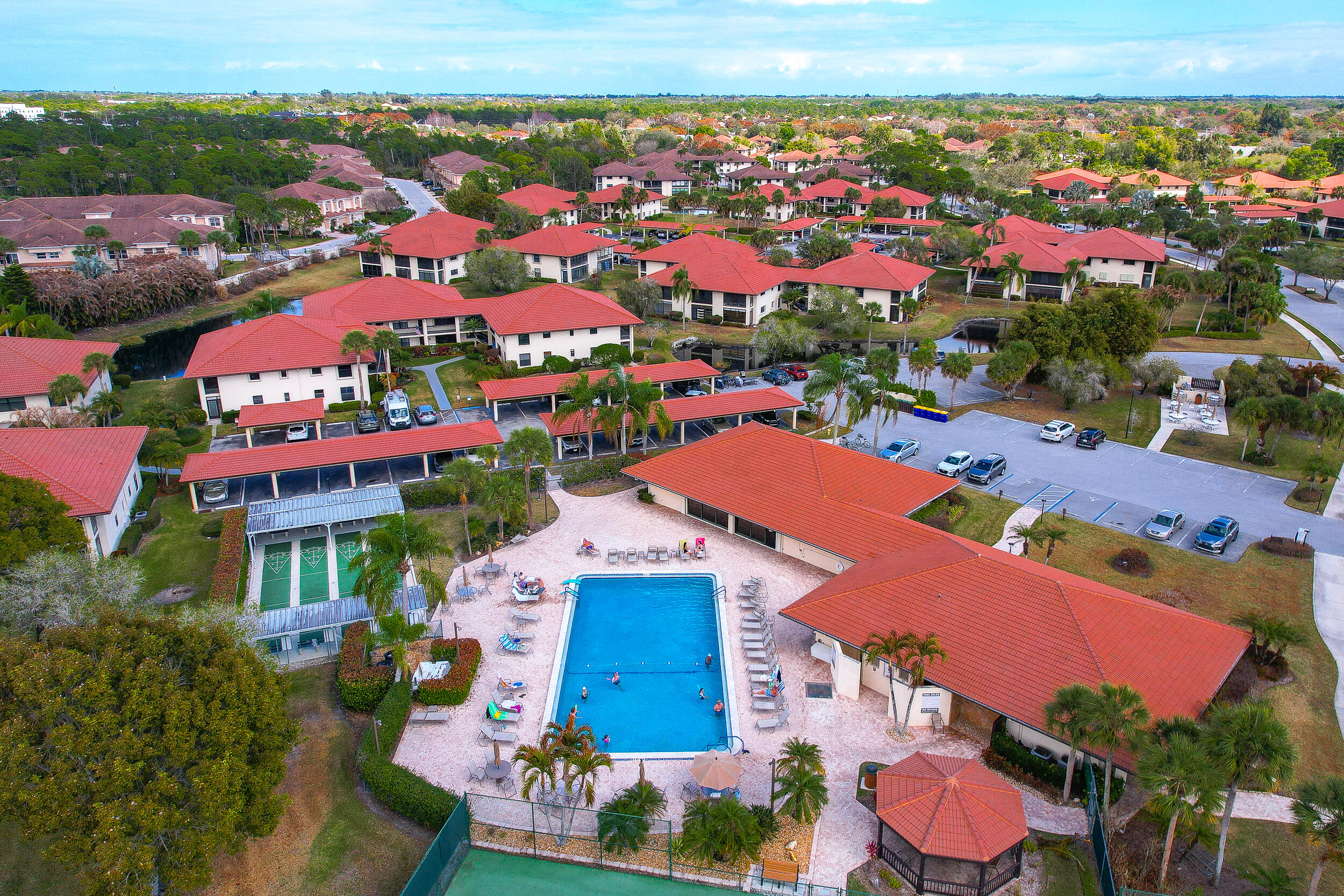 SOUTH RIVER VILLAGE CONDO - Residential