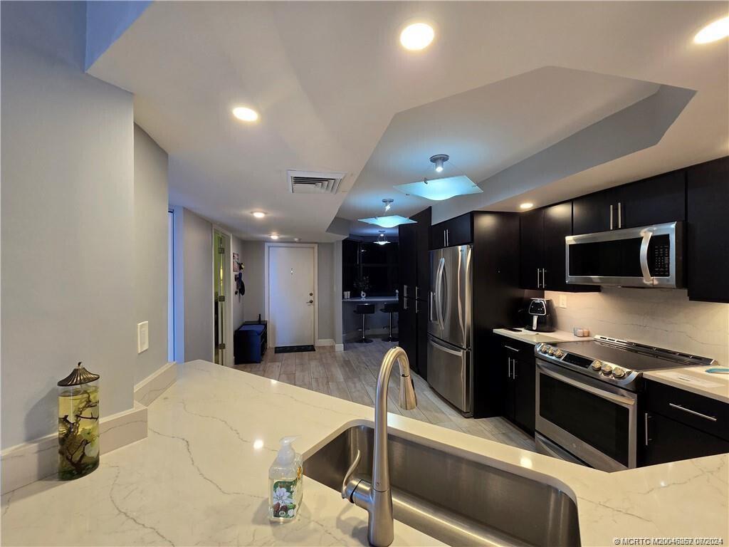 Islandia II Condo - Residential Lease