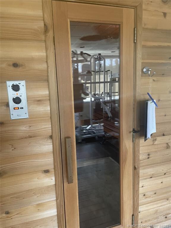 Islandia II Condo - Residential Lease