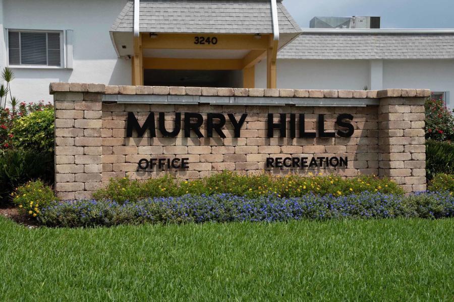 MURRY HILLS APT BLDG COND - Residential