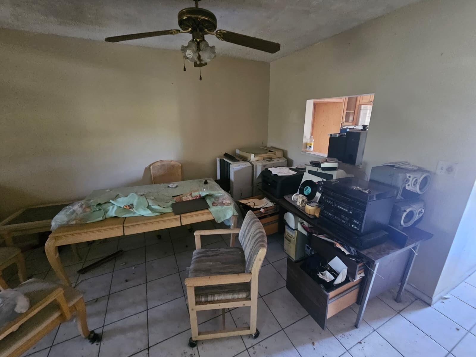 601 S State Road 7 2c