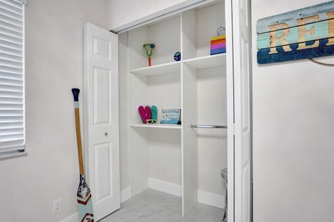Tiny photo for 7146 Huntington Lane #402, Delray Beach, FL 33446 (MLS # B26052491)