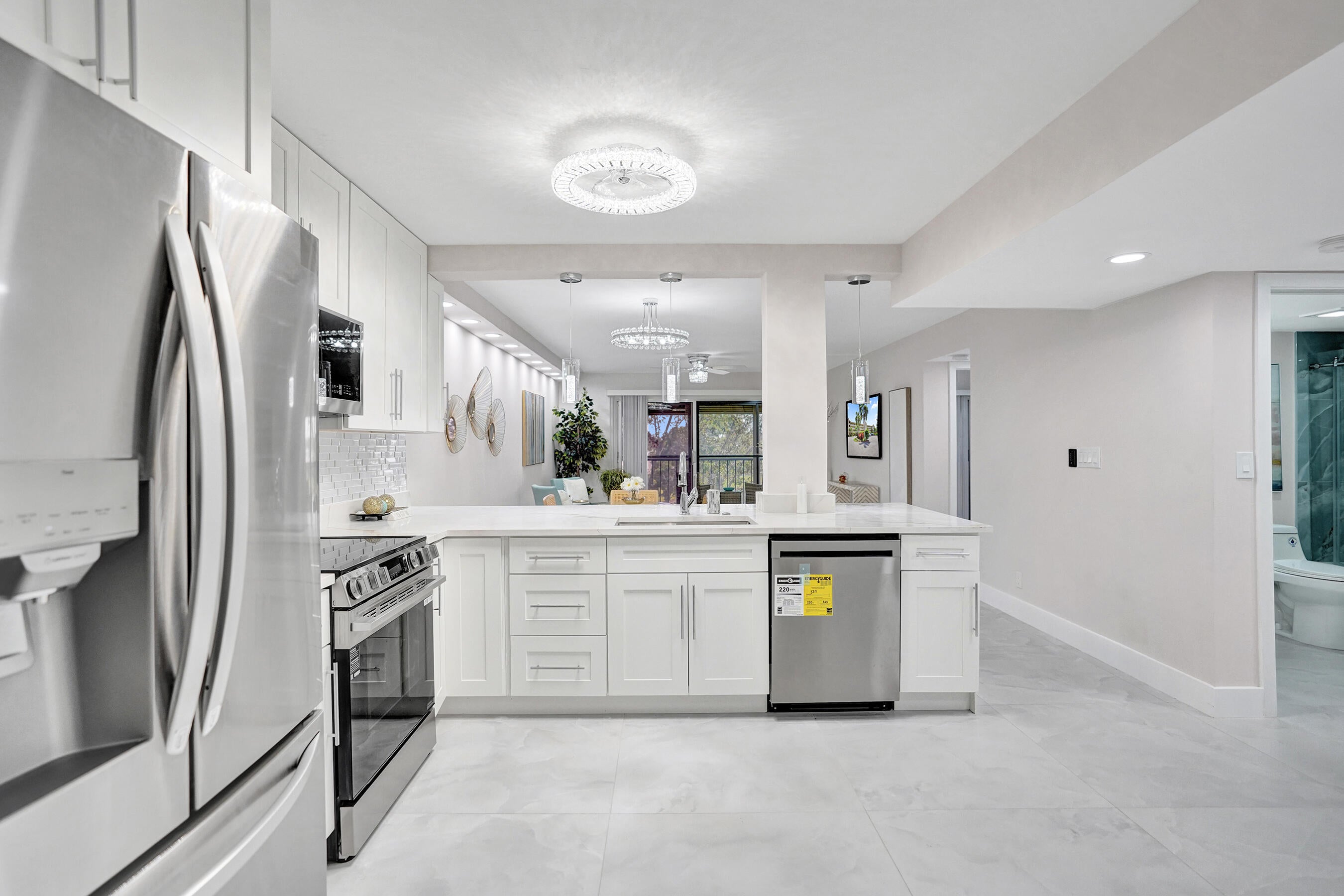 7146 Huntington Lane 402, Delray Beach FL 33446