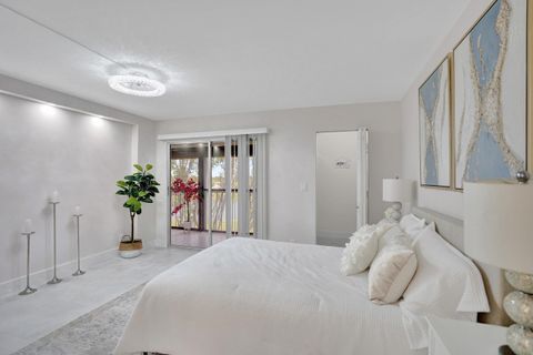Tiny photo for 7146 Huntington Lane #402, Delray Beach, FL 33446 (MLS # B26052491)
