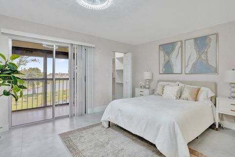 Tiny photo for 7146 Huntington Lane #402, Delray Beach, FL 33446 (MLS # B26052491)