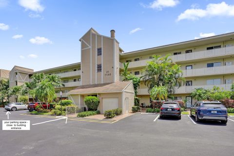Tiny photo for 7146 Huntington Lane #402, Delray Beach, FL 33446 (MLS # B26052491)