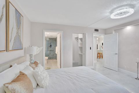 Tiny photo for 7146 Huntington Lane #402, Delray Beach, FL 33446 (MLS # B26052491)
