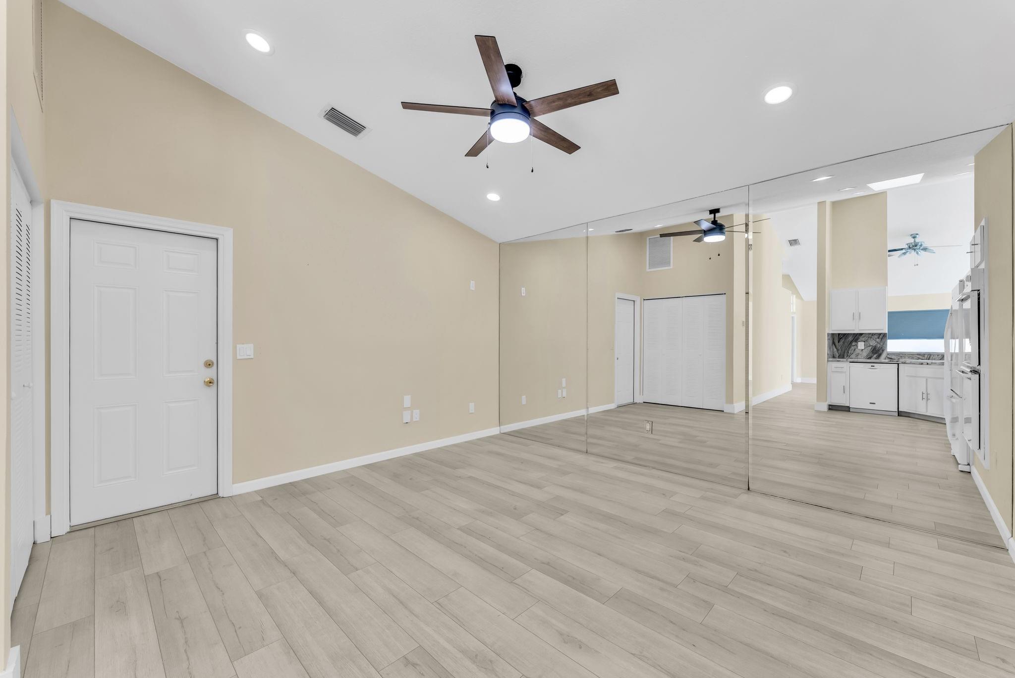 Trends At Boca Raton - Residential