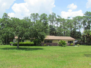 LOXAHATCHEE GROVES - Residential