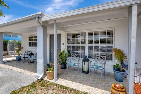 391 SW 2nd Street Boca Raton FL 33432