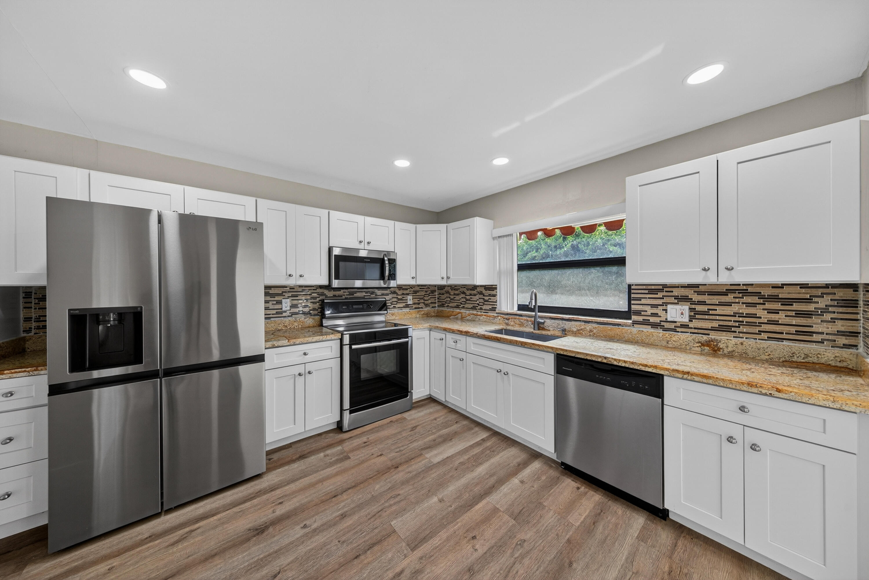 GREENTREE VILLAS CONDO - Residential