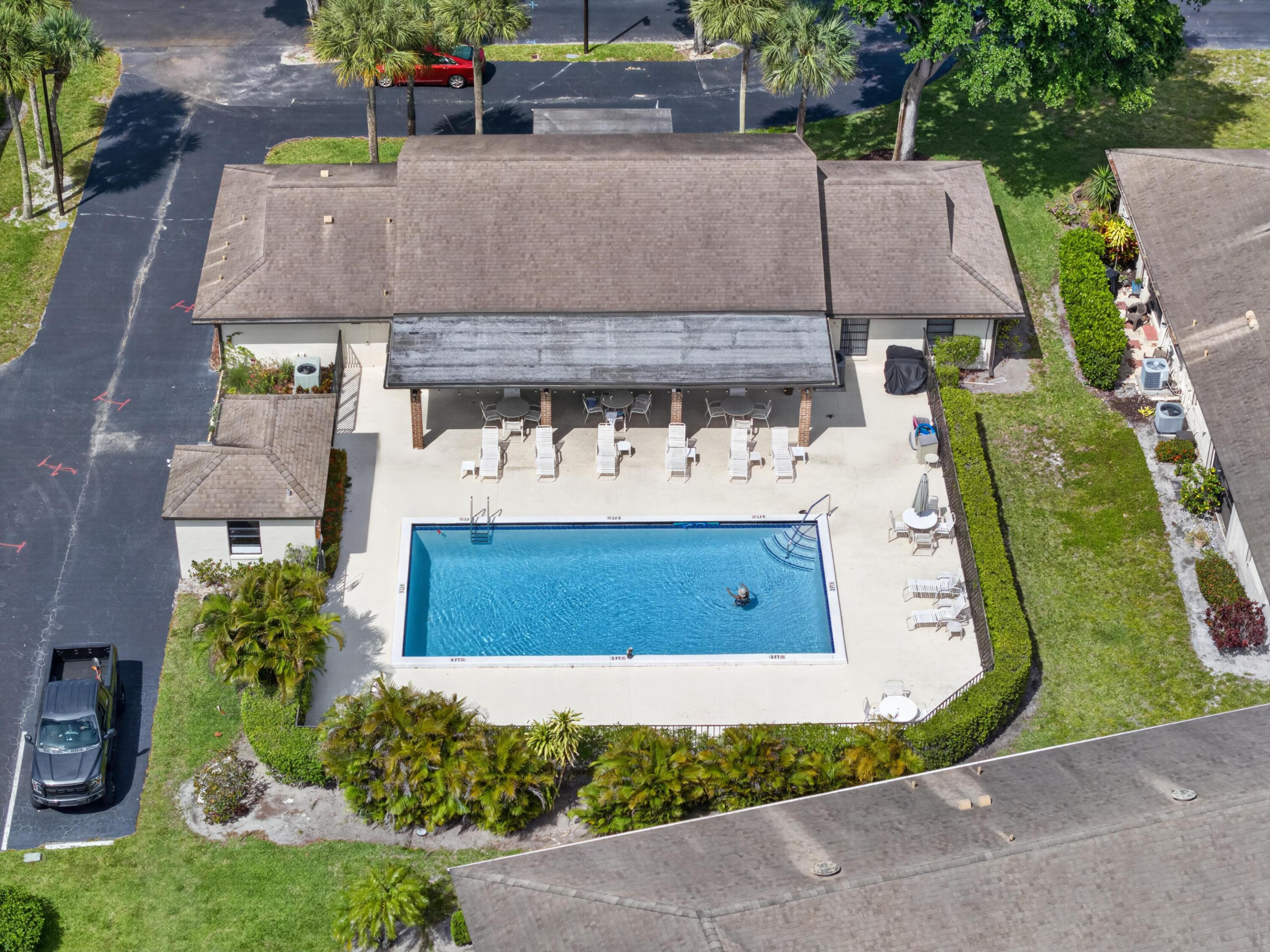 GREENTREE VILLAS CONDO - Residential