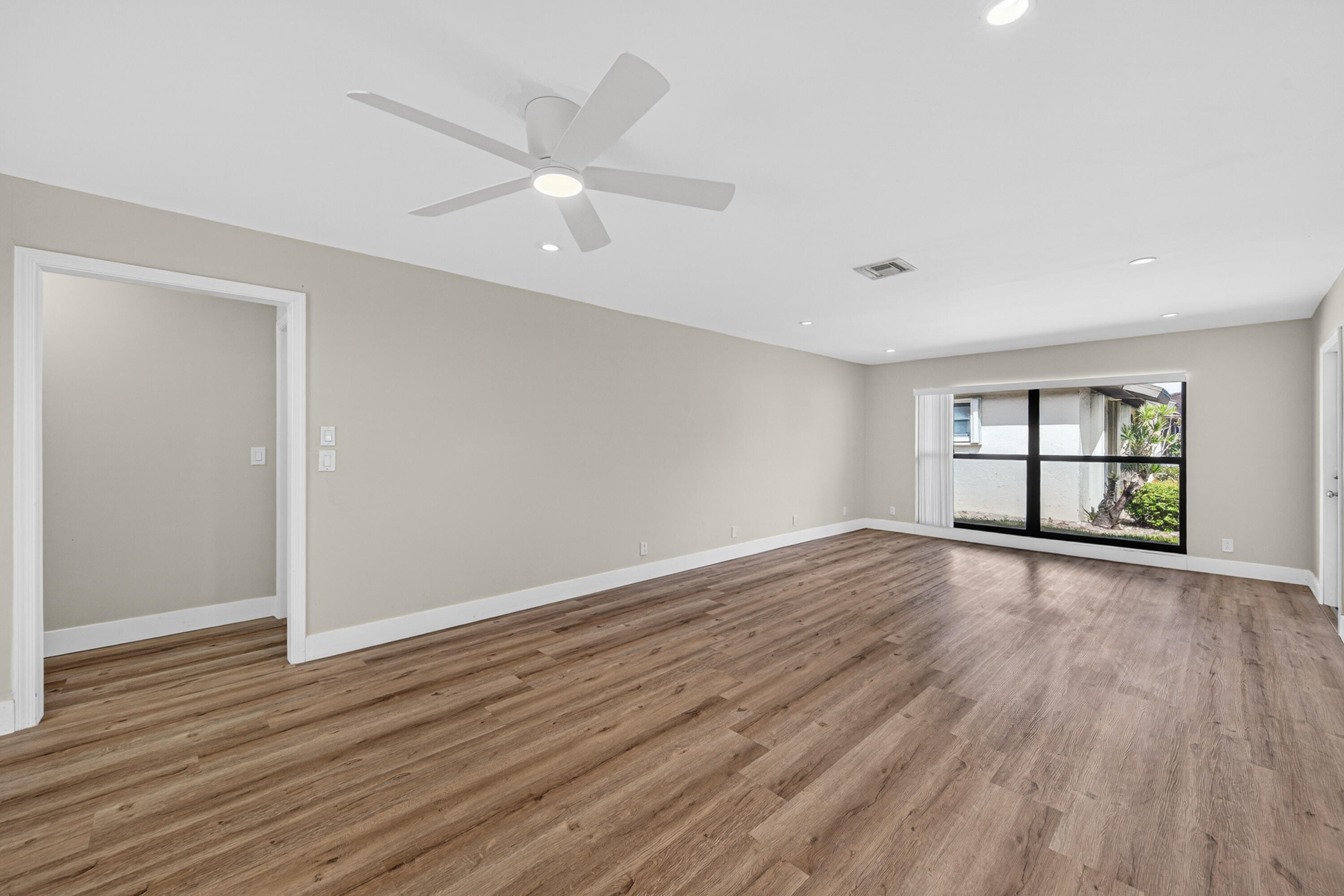 GREENTREE VILLAS CONDO - Residential