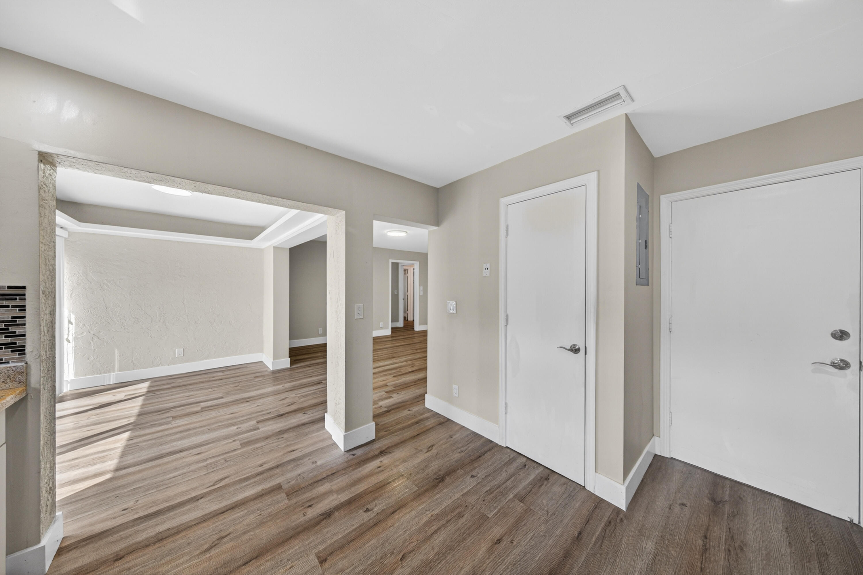 GREENTREE VILLAS CONDO - Residential