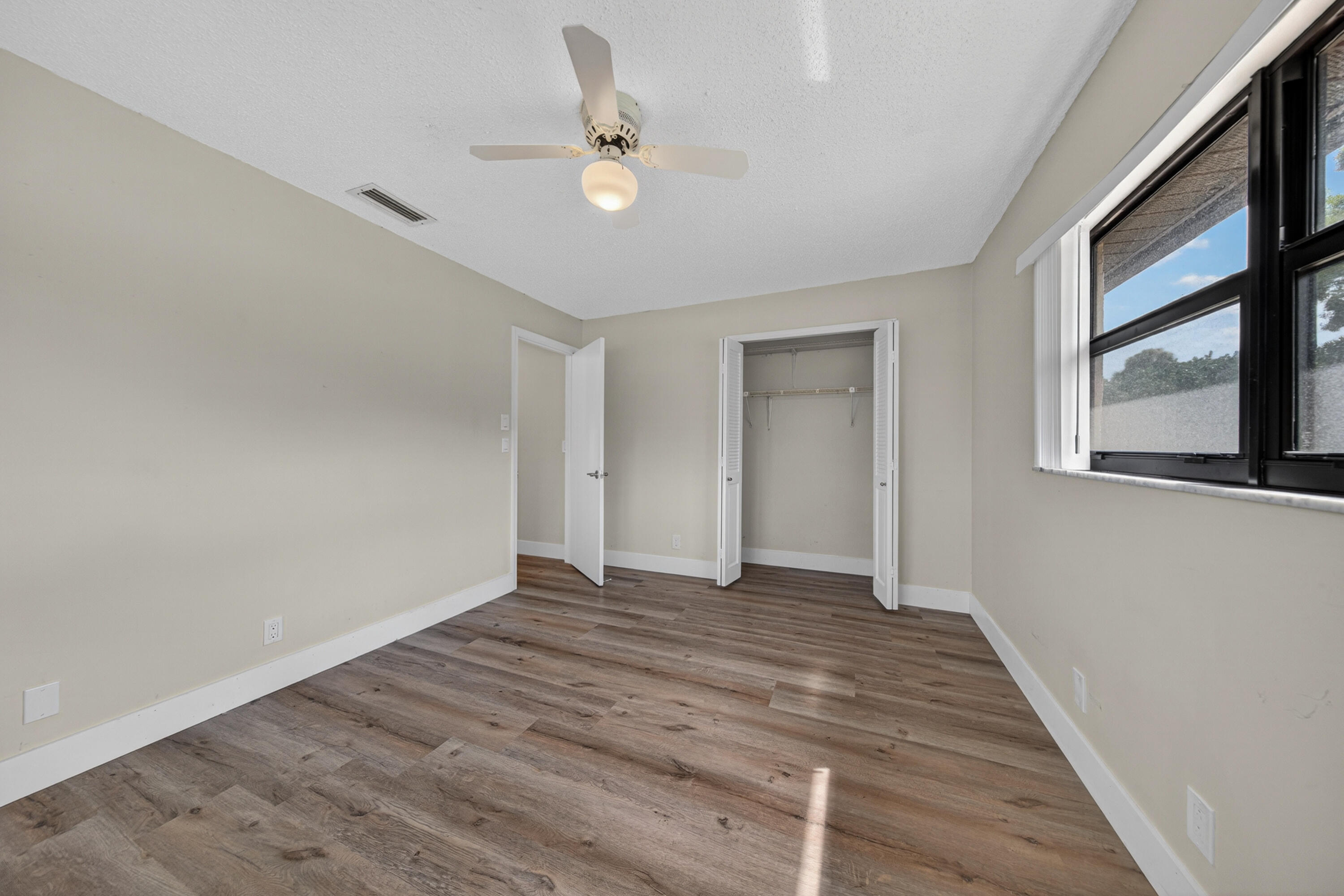 GREENTREE VILLAS CONDO - Residential