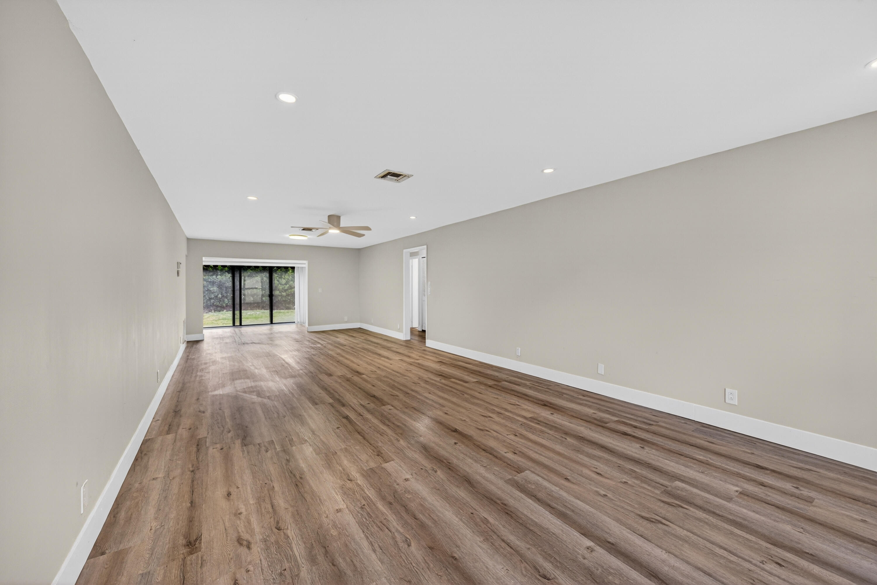 GREENTREE VILLAS CONDO - Residential