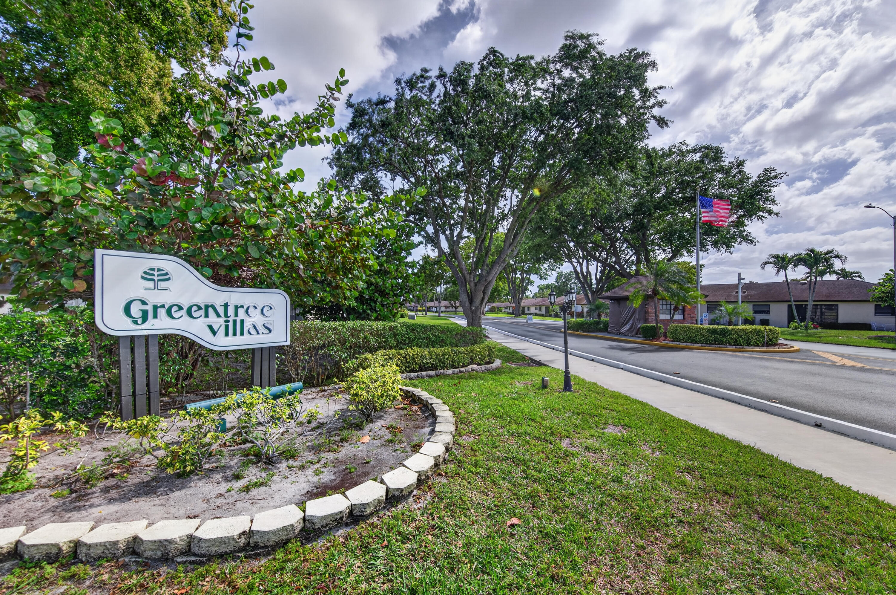 GREENTREE VILLAS CONDO - Residential