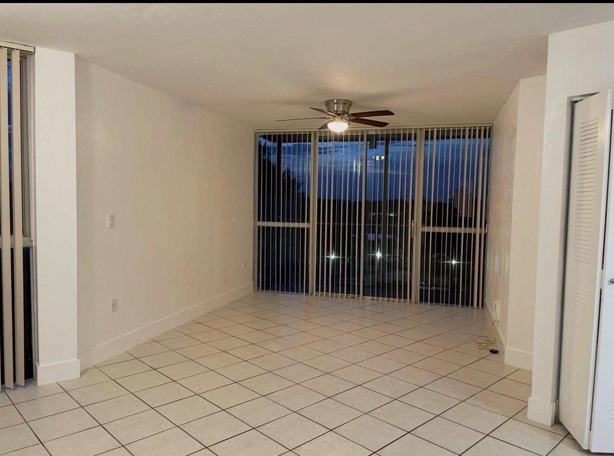 LAS BRISAS COUNTRY CLUB - Residential