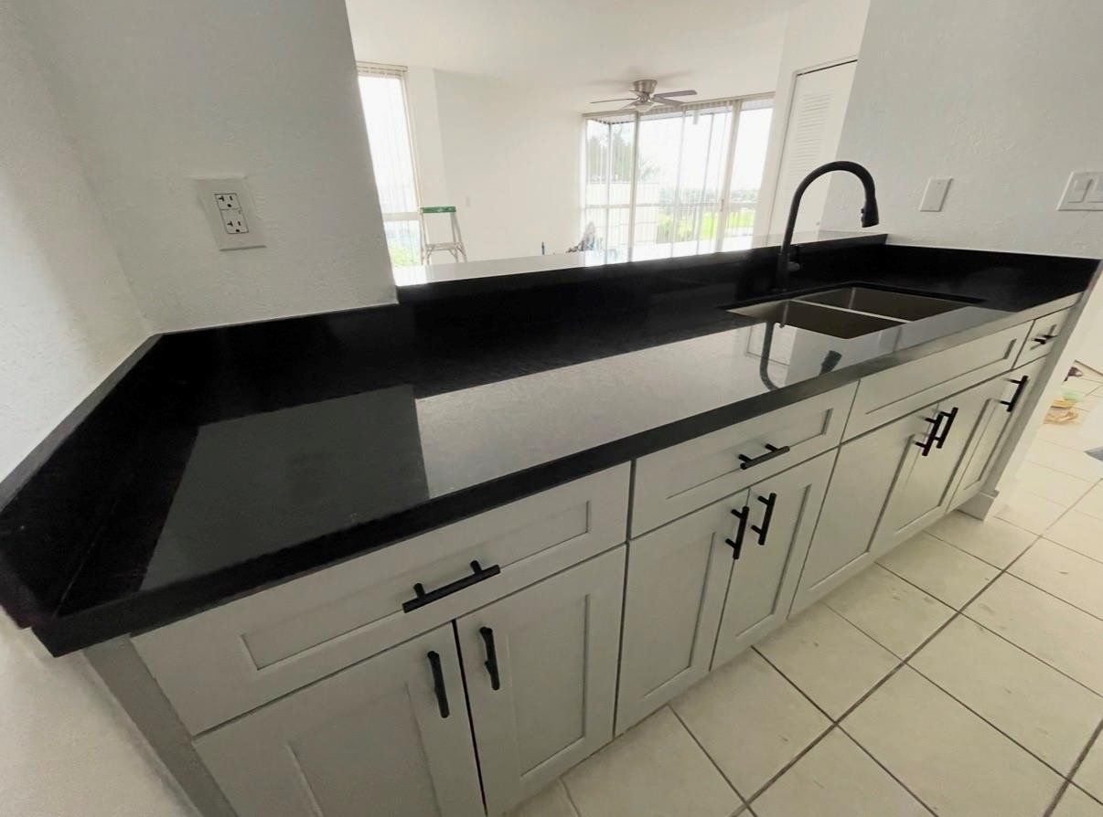 LAS BRISAS COUNTRY CLUB - Residential