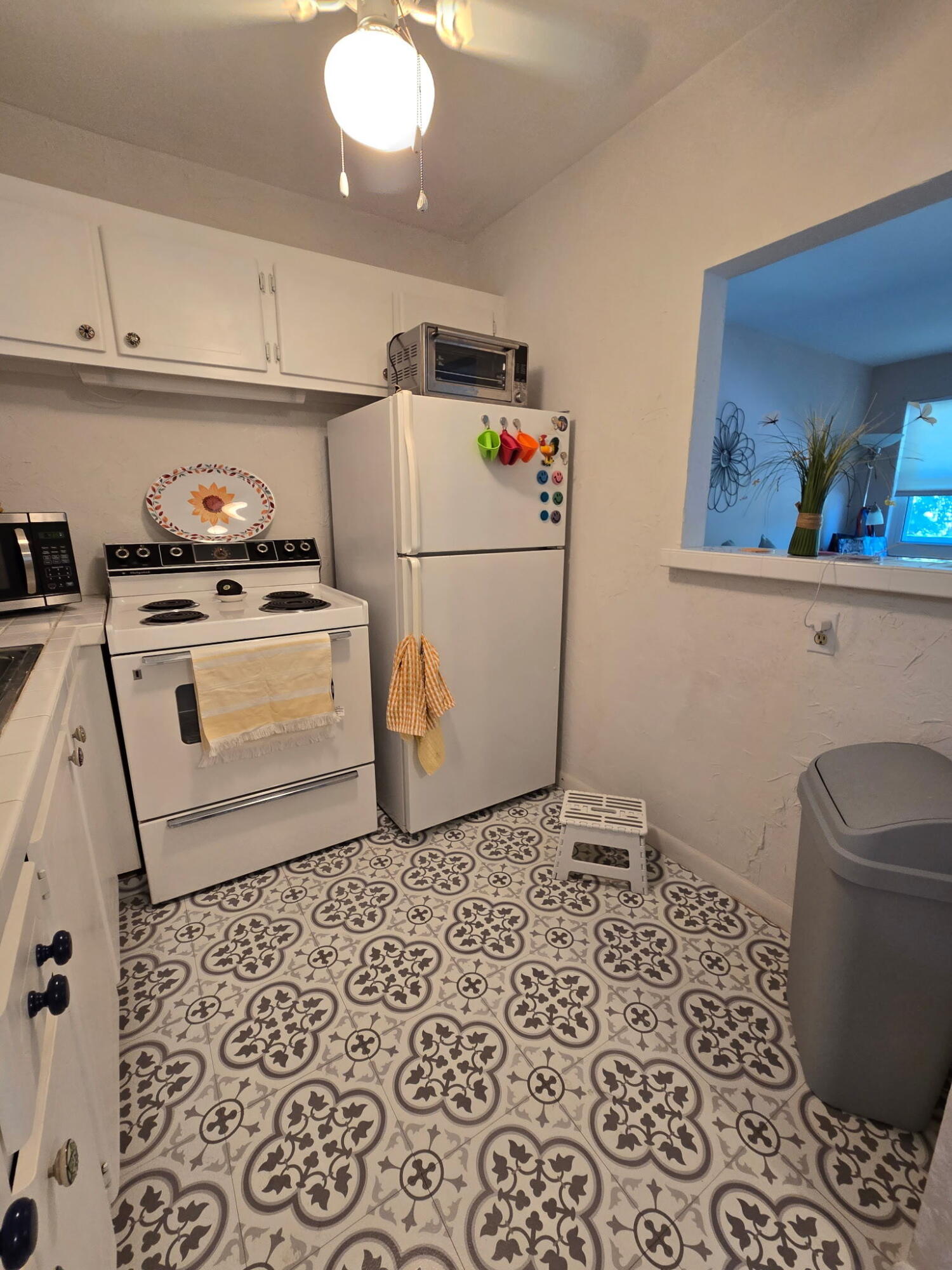 MARKHAM B CONDO - Residential