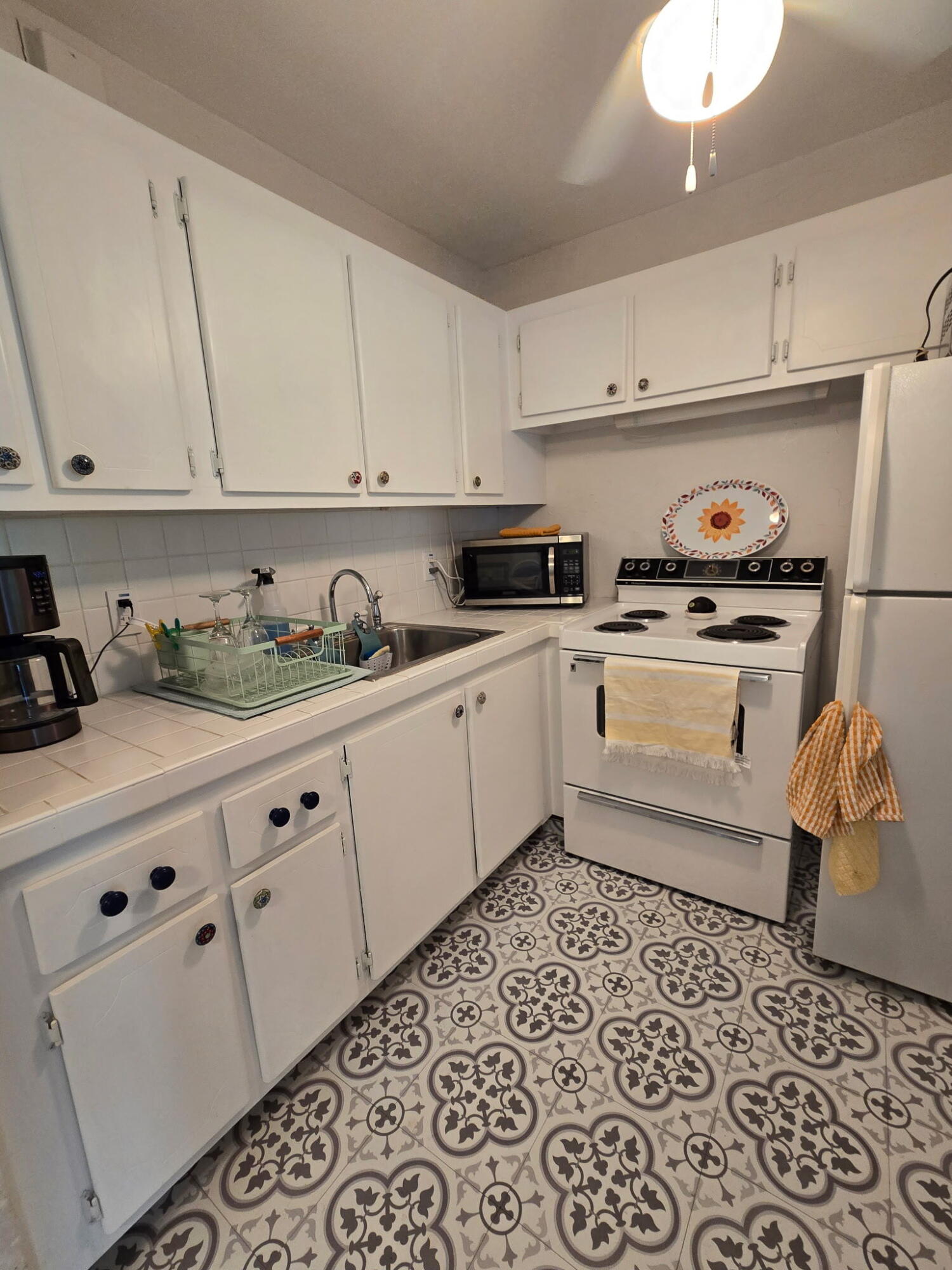 MARKHAM B CONDO - Residential