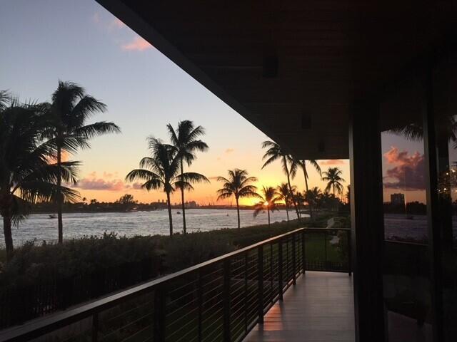 OCEAN EIGHTEEN CONDO - Residential