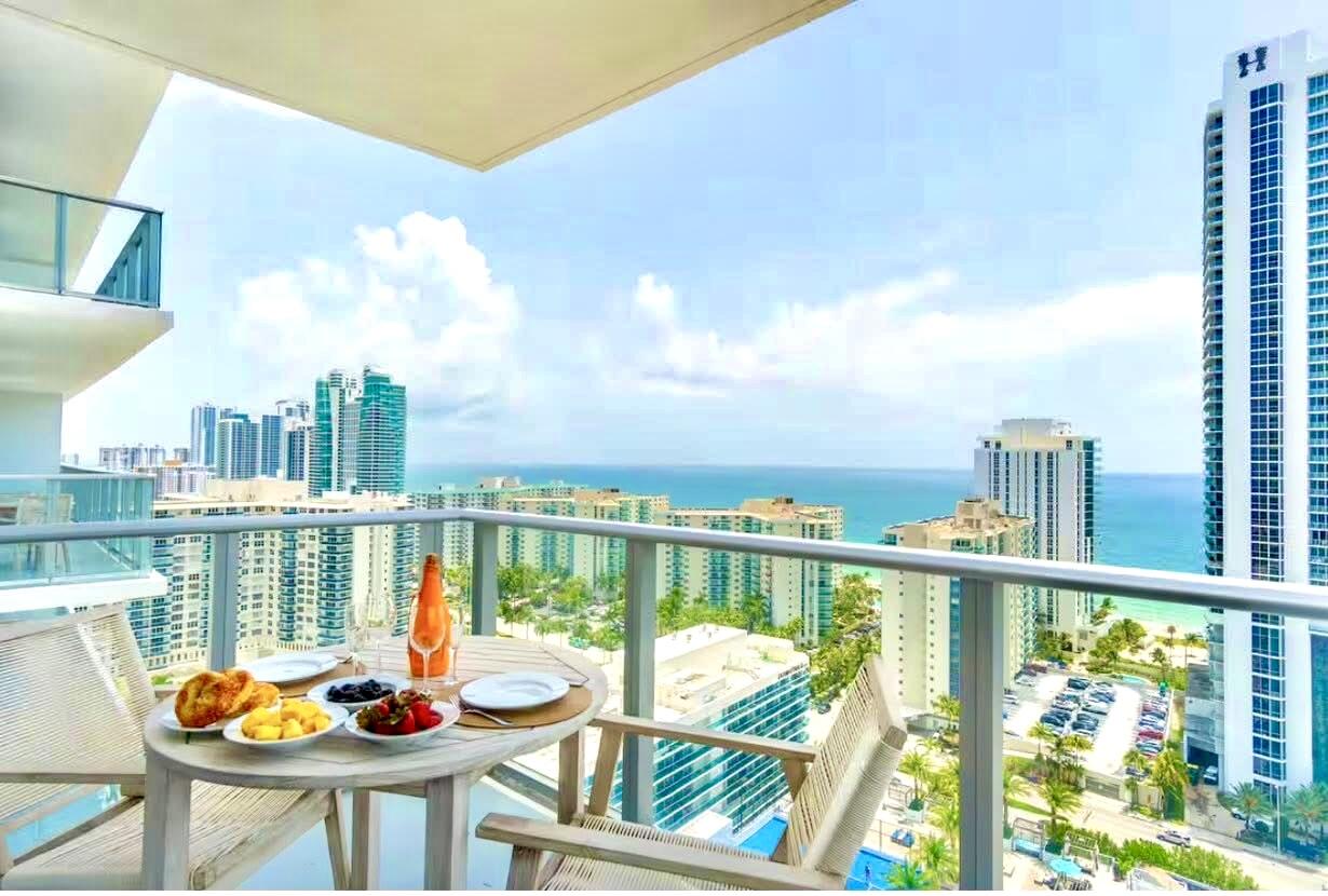 4010 S Ocean Drive R1909