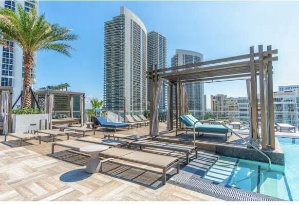 4010 SOUTH OCEAN CONDO - Residential