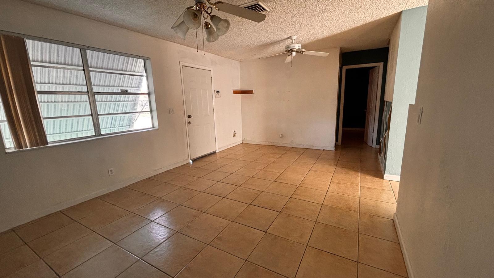 Palm Beach Villas 02 - Residential