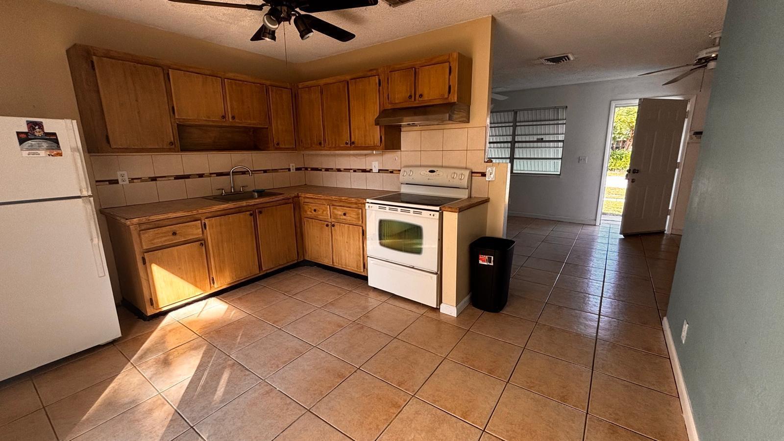 Palm Beach Villas 02 - Residential