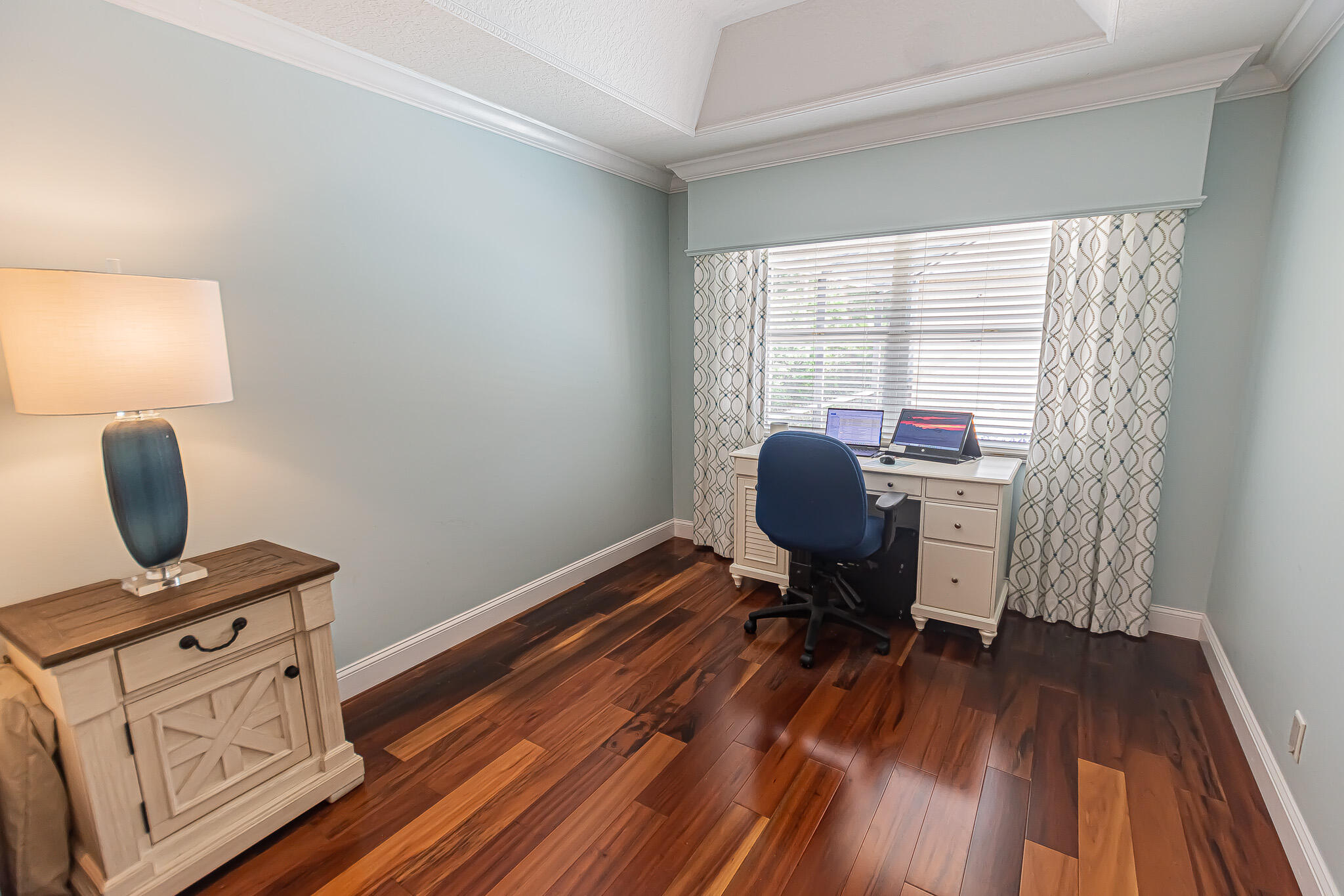 PINE ESTATES - Residential