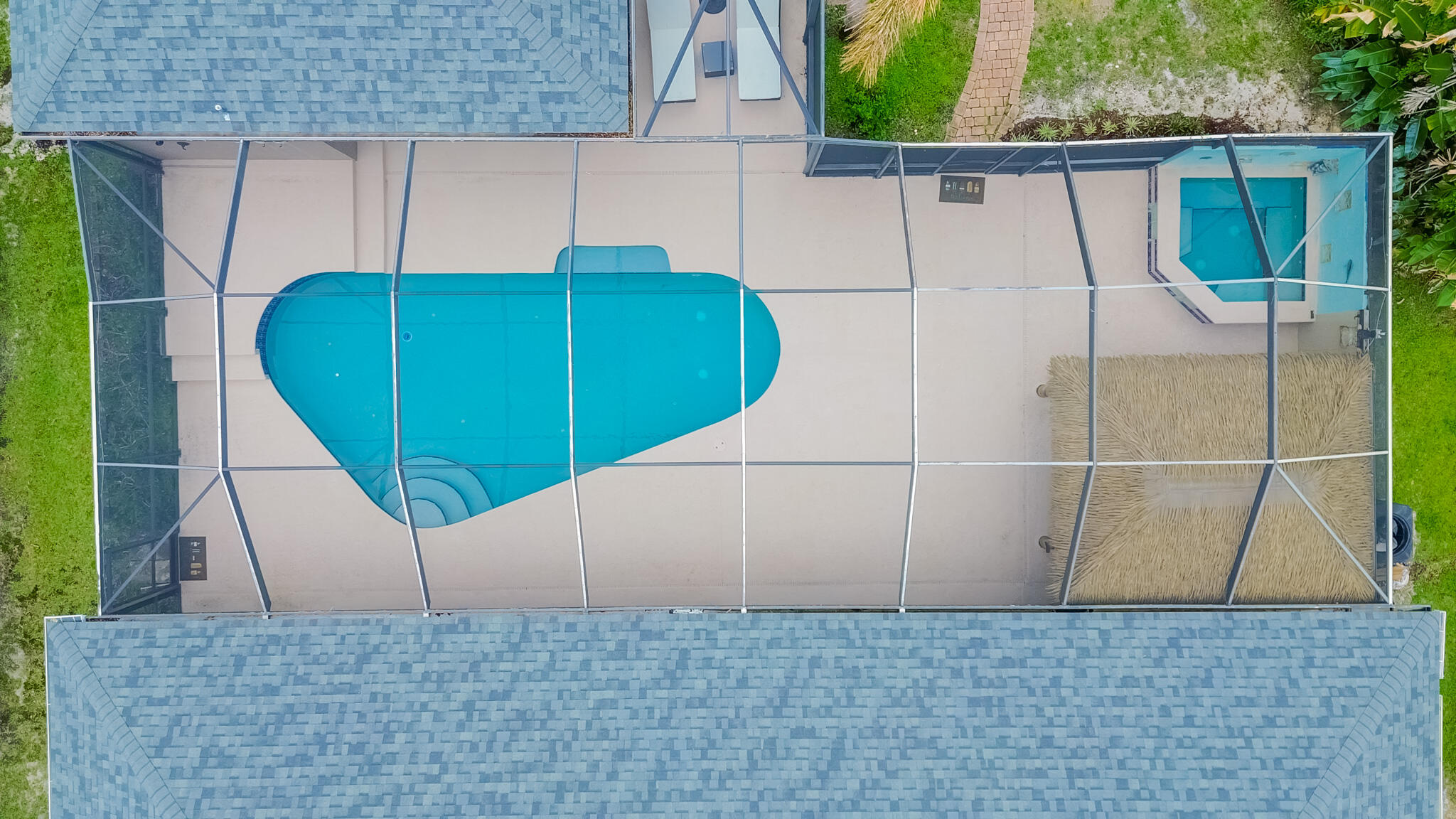 PINE ESTATES - Residential