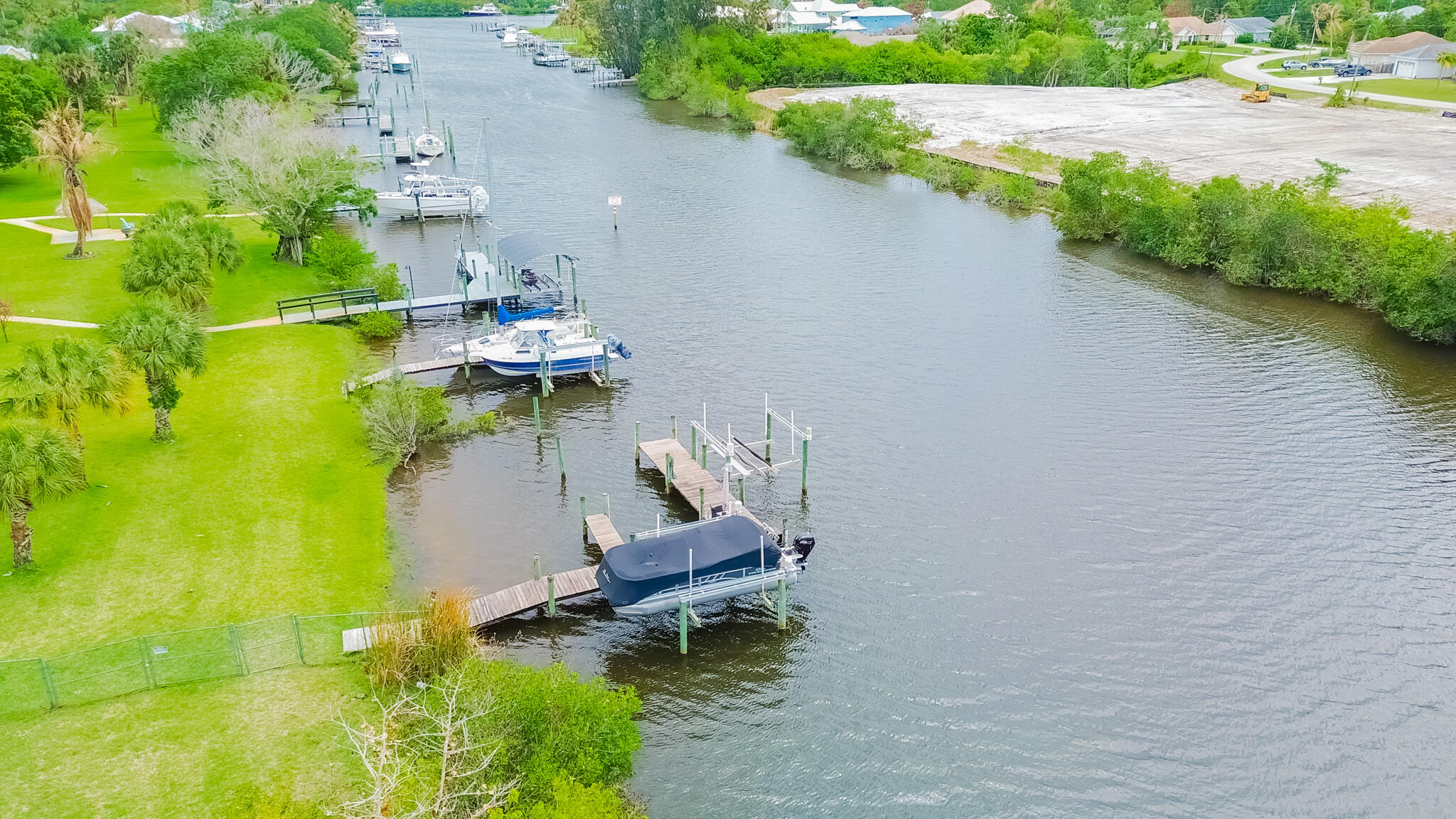 PINE ESTATES - Residential