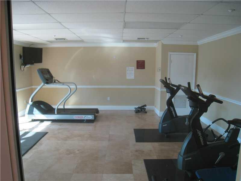 Hallandale Beach Private - Residential Lease