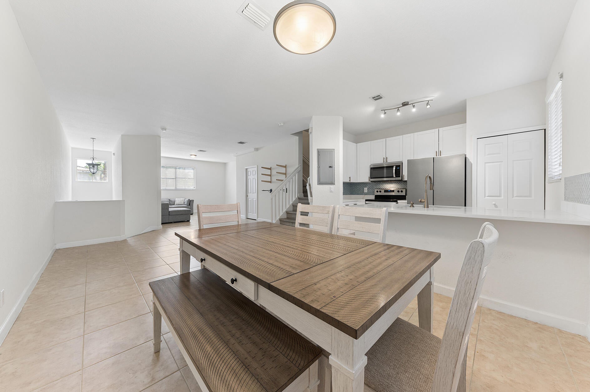 428 Bayfront Drive