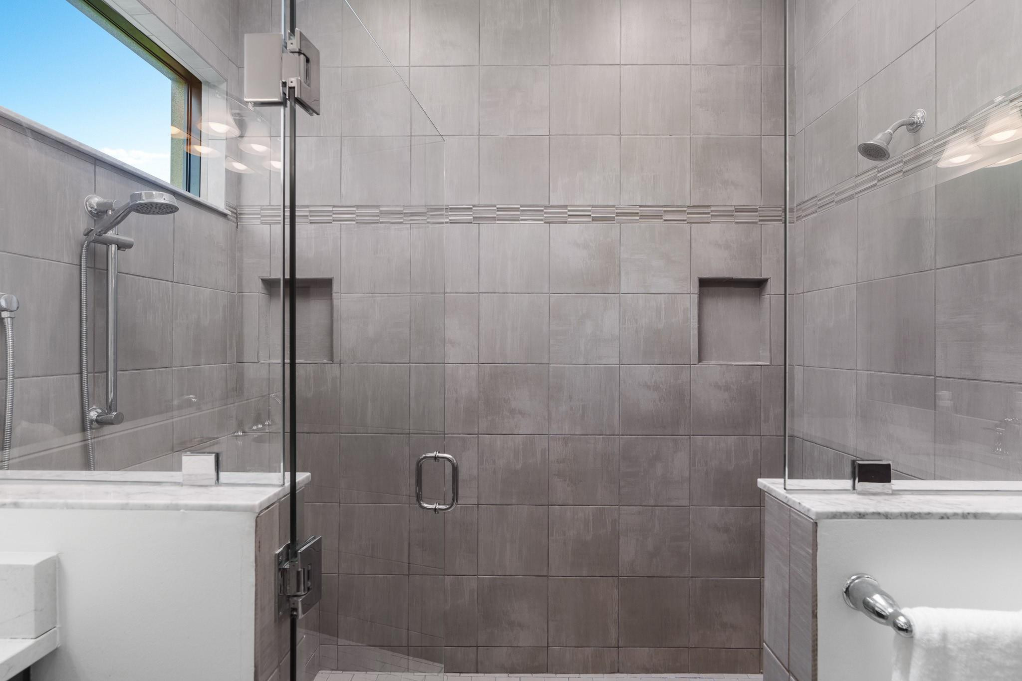 Four Seasons - Residential