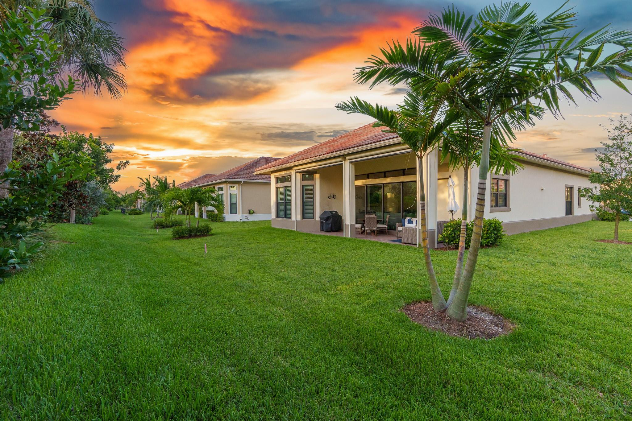 Four Seasons - Residential