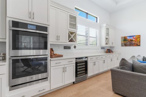 Tiny photo for 9121 Porto Way, Parkland, FL 33076 (MLS # F10549924)