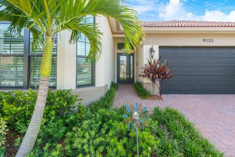 Tiny photo for 9121 Porto Way, Parkland, FL 33076 (MLS # F10549924)