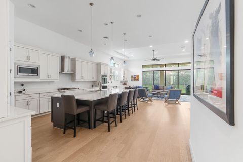 Tiny photo for 9121 Porto Way, Parkland, FL 33076 (MLS # F10549924)