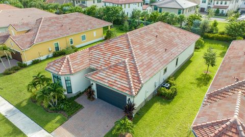 Tiny photo for 9121 Porto Way, Parkland, FL 33076 (MLS # F10549924)